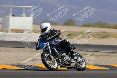 media/Oct-08-2022-SoCal Trackdays (Sat) [[1fc3beec89]]/Turn 16 (125pm)/